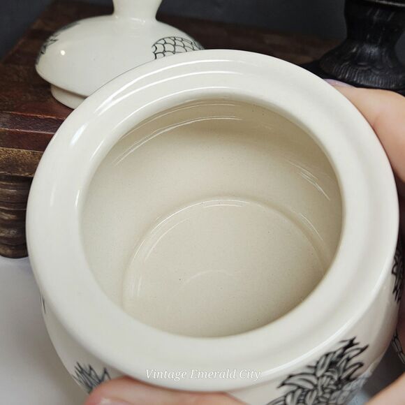Vtg Signature Housewares Black Pineapples & White Lidded Sugar Bowl Dish Set / 2 - Picture 5 of 12